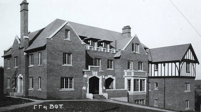 Beta Theta Pi house