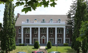 Kappa Sigma Fraternity, Gamma Theta Chapter [01]