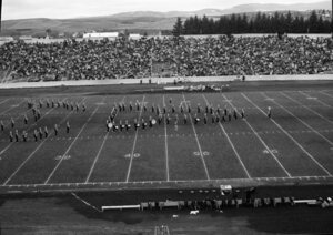 Marching band forming an "I" [2]
