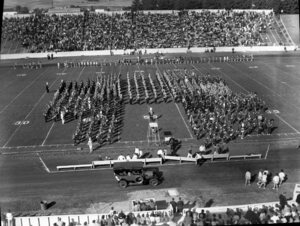 Marching band forming an "I" [6]