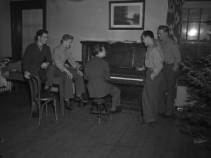 Military Servicemen [3]