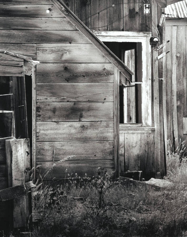 A close up view of an abandoned house received a score of 25 by the Boise Camera Club competition.