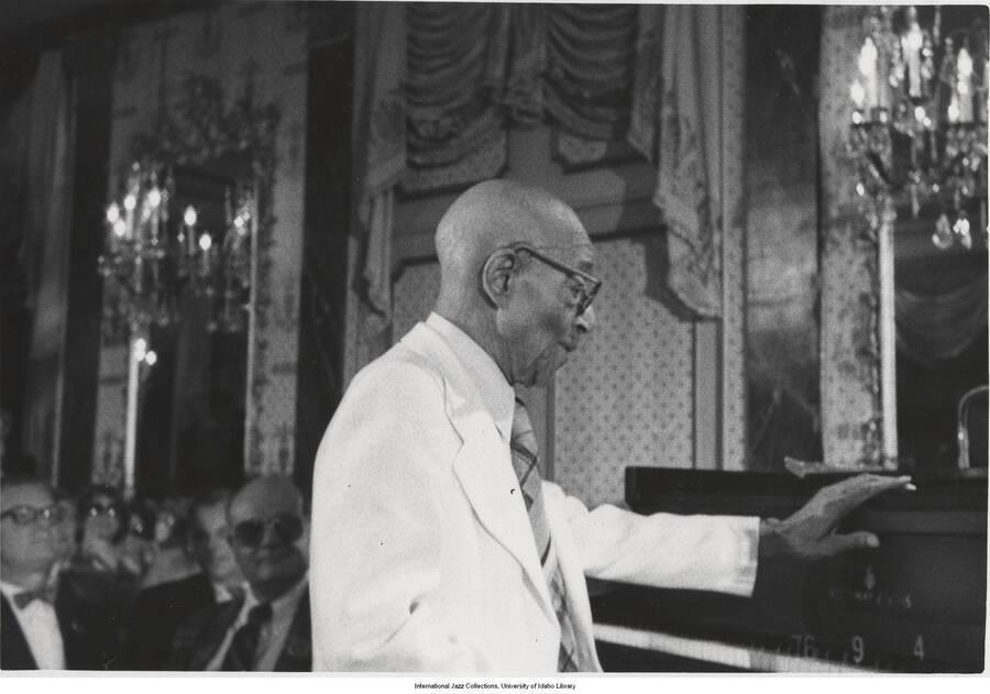 3 1/2 x 5 inch photograph; performing are Eubie Blake and unidentified musicians