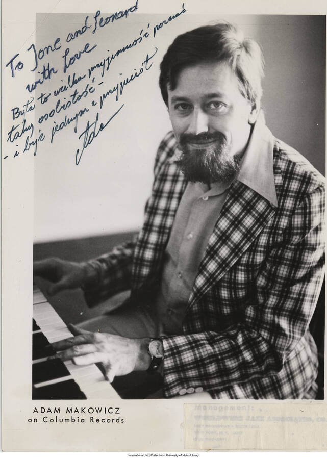 10 x 8 inch signed photograph; Adam Makowicz. The photograph is dedicated to Jane and Leonard Feather