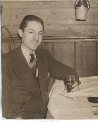5 x 4 inch photograph; Leonard Feather at Kelly's Stable during a jam session