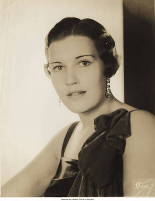 10 x 8 inch photograph; [Helen Oakley?]
