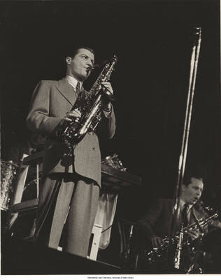 10 x 8 inch photograph; [Charlie Barnet]