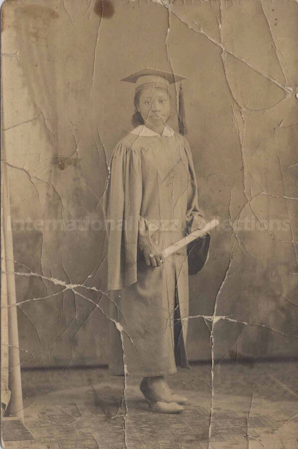 Graduation picture of an unidentified young woman