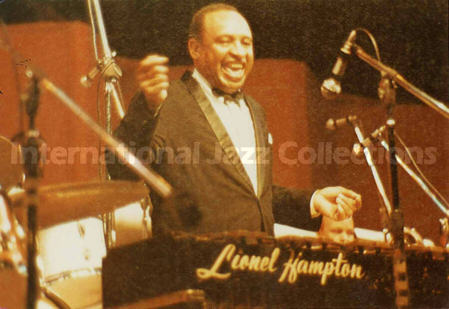 3 1/2 x 5 inch photograph. Lionel Hampton