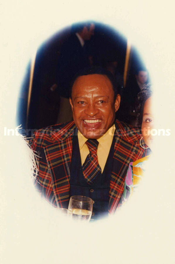 10 x 8 inch photograph. Lionel Hampton