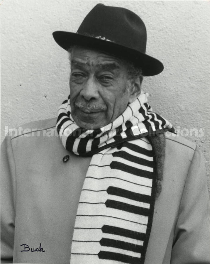 10 x 8 inch signed photograph. Buck Clayton