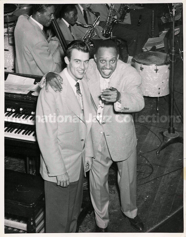 10 x 8 inch photograph. Lionel Hampton with Doug Duke
