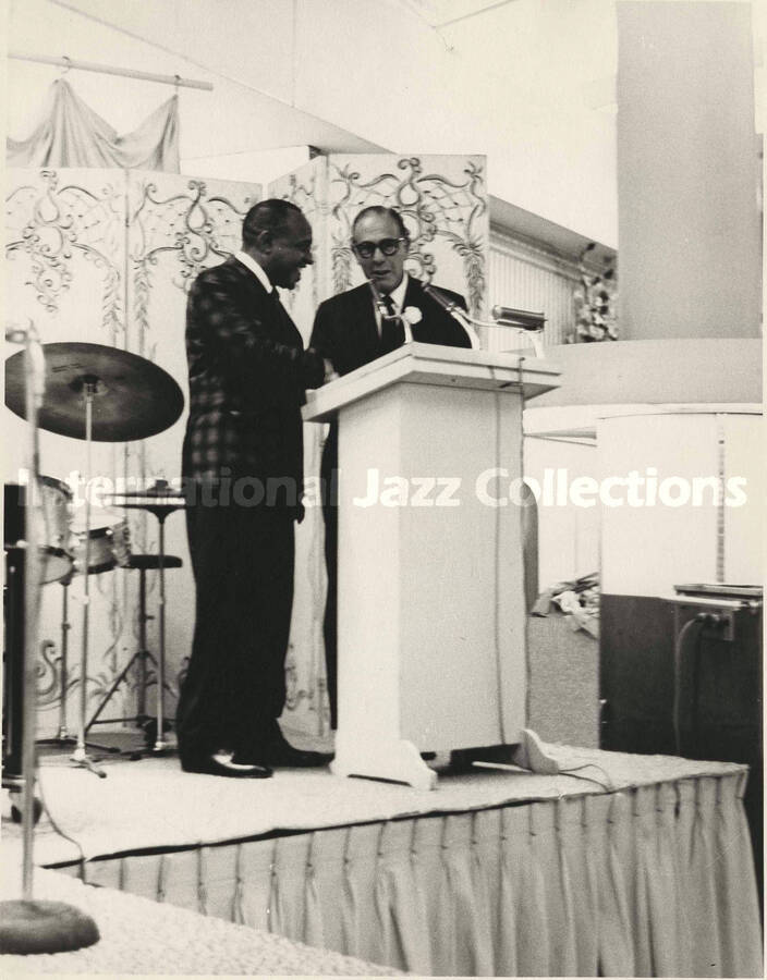 10 x 8 inch photograph. Lionel Hampton with unidentified man