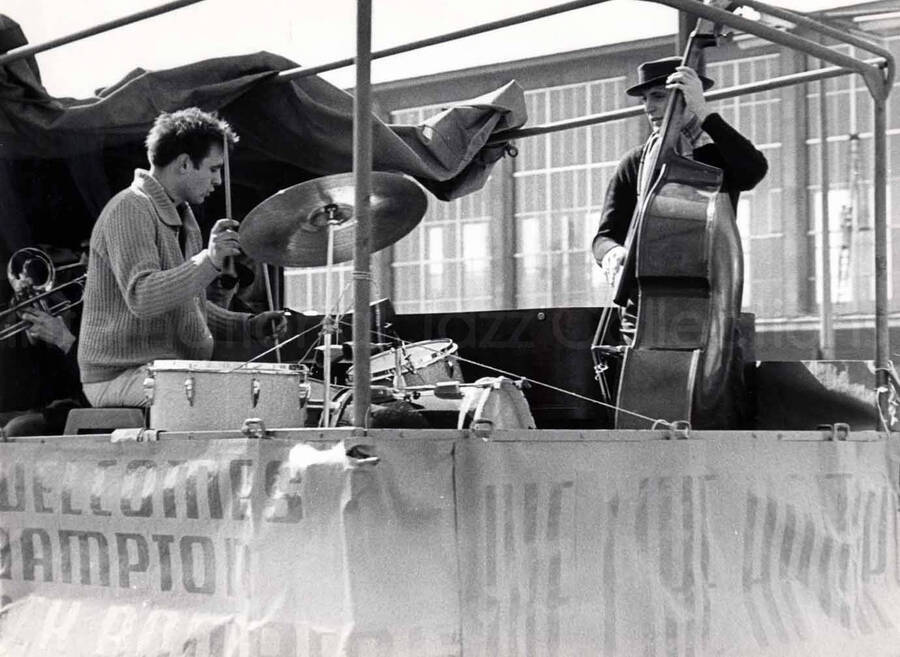 7 x 9 1/2 inch photograph. Unidentified musicians in Vienna, Austria