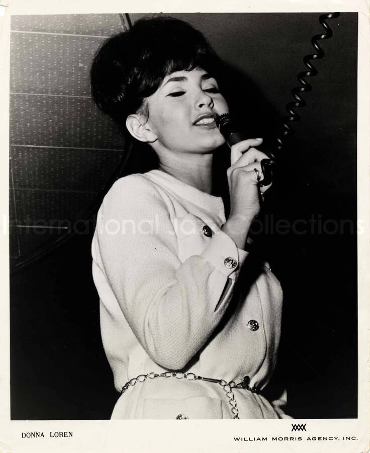 10 x 8 inch promotional photograph. Donna Loren