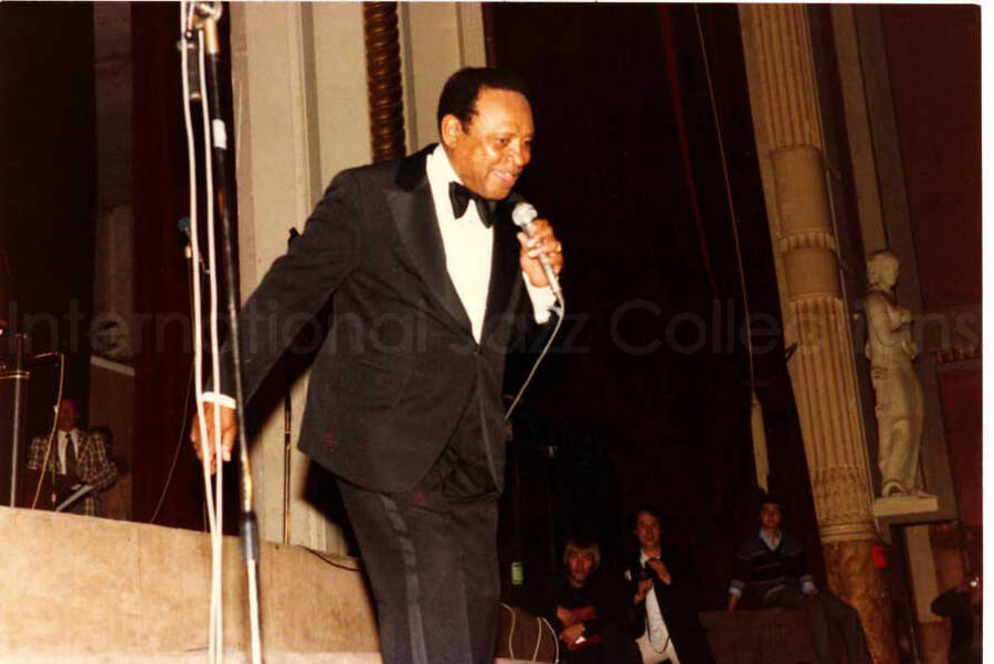 4 x 6 photograph. Lionel Hampton on stage. Stamped on the back of the photograph: U.S.A. Jazz Sessions Club, Antwerp, Belgium