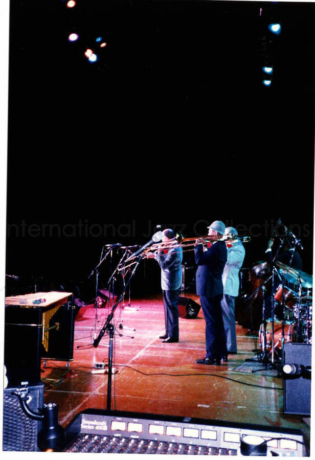 6 x 4 inch photograph. Al Grey performing with unidentified musicians