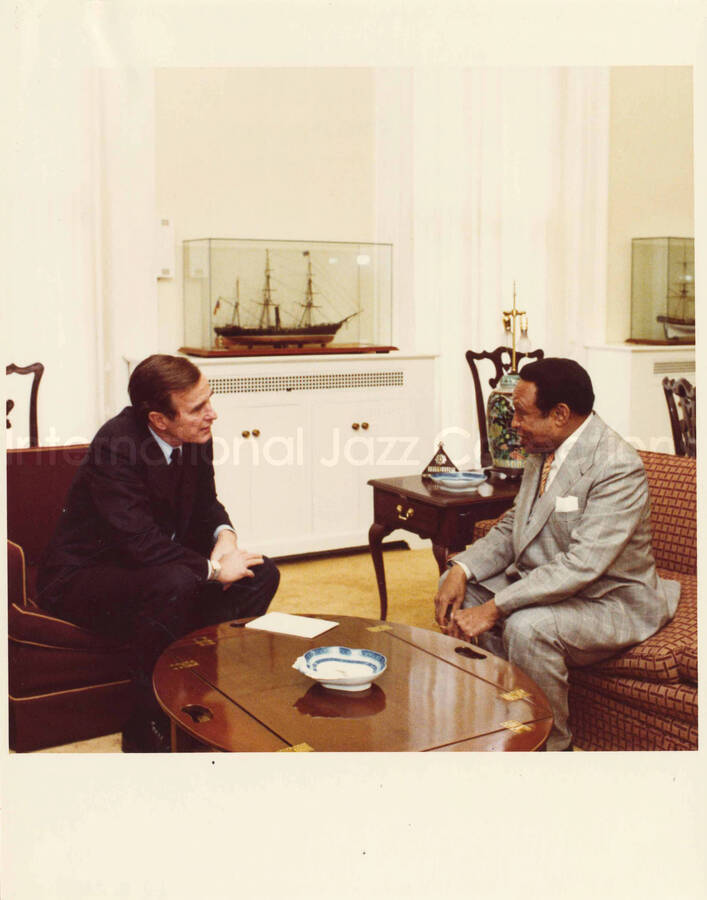10 x 8 inch photograph. Lionel Hampton with US Vice-President George Bush. Washington, D.C.