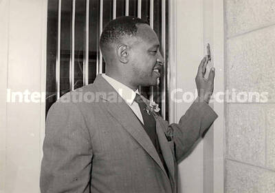 5 x 7 inch photograph. Lionel Hampton