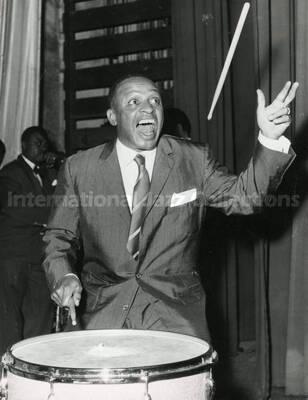 9 1/2 x 7 1/4 inch photograph. Lionel Hampton [in Paris, France?]