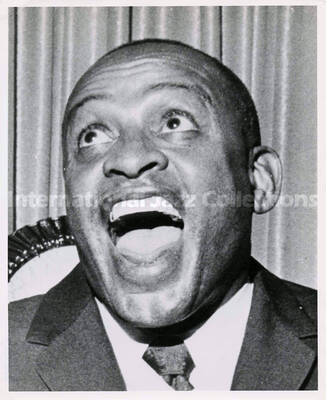 7 x 10 inch photograph. Lionel Hampton at the piano