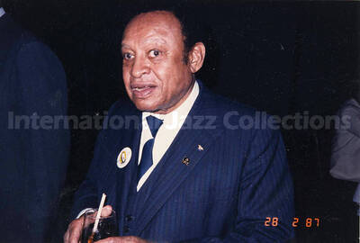 4 x 6 inch photograph. Lionel Hampton on the occasion of the dedication of the Lionel Hampton School of Music. University of Idaho, Moscow, ID