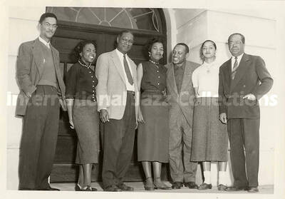 5 x 7 inch photograph. Lionel Hampton with unidentified persons