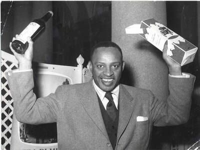Lionel Hampton poses for Carpano Vermouth, in Italy. 7 x 9 1/2 inch photograph.