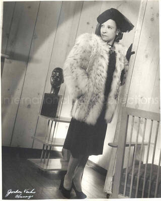 10 x 8 inch photograph. Portrait of Gladys Hampton