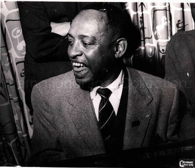 8 x 9 inch photograph. Lionel Hampton in Israel