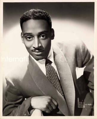 10 x 8 inch photograph. Unidentified man