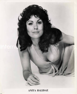 10 x 8 inch promotional photograph. Anita Halidae