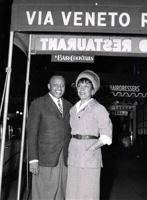 9 1/2 x 7 inch photograph. Gladys and Lionel Hampton the restaurant Via Veneto in Rome, Italy