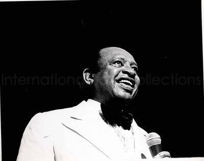 8 x 10 inch photograph. Lionel Hampton