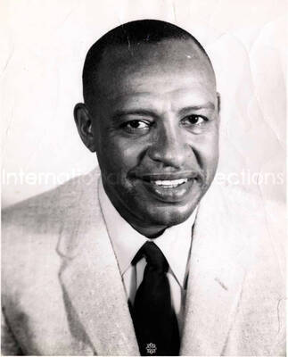 10 x 8 inch photograph. Lionel Hampton