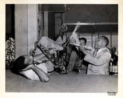 8 x 10 inch photograph. Lionel Hampton and band