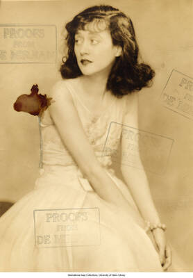 Black and white photograph of Lee Morse. Stamped: Proofs from De Mirjian