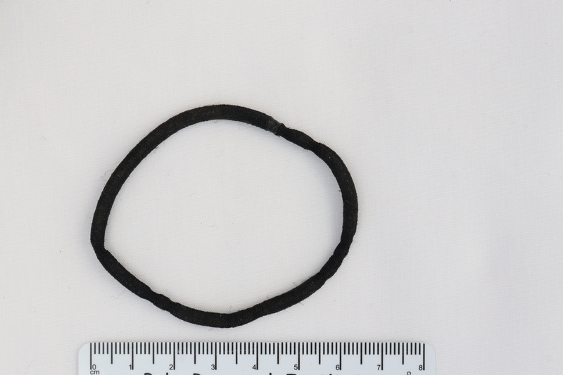 HAIR ACCESSORY