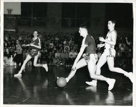 MHS basketball game, photo donated by the Moscow-Pullman Daily News