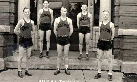 Caption reads: '1933 M.H.S. Regulars'