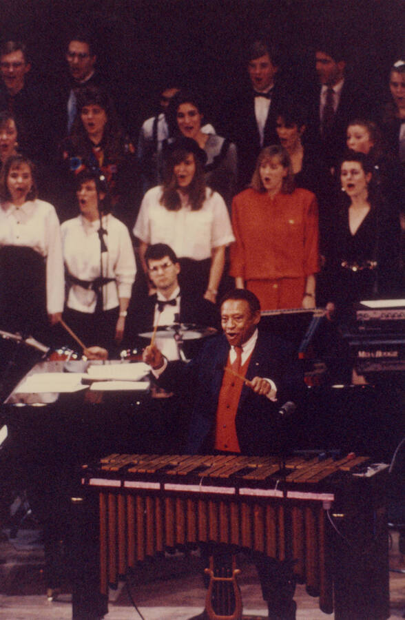 8" x 10" color photograph. Lionel Hampton performs with the University of Idaho Jazz Choir at the 1992 Lionel Hampton-Chevron Jazz Festival.