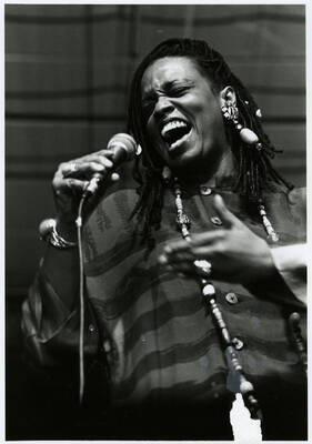 5" x 7" black and white photograph. Diane Reeves sings at the Lionel Hampton Jazz Festival.