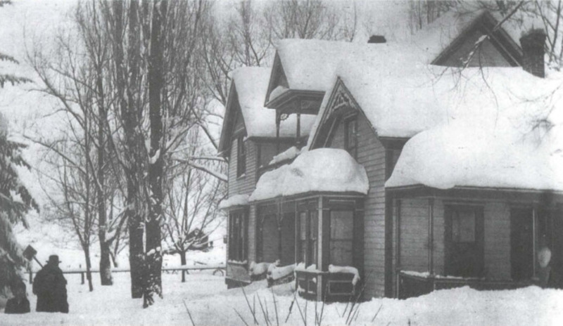 A collection of Latah County Historical Society's long running journal publication, the Latah Legacy. The issues feature articles, reviews, resources, and events that explore the post-colonization history of the region and document the organization's history.