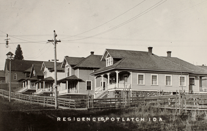 Street view of Potlatch residences within the Nob Hill Historic District.