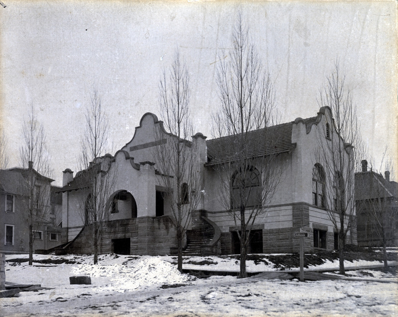 Historic image of the Carnegie Library in Moscow after construction. Donated by Rosa Forney Harrison.