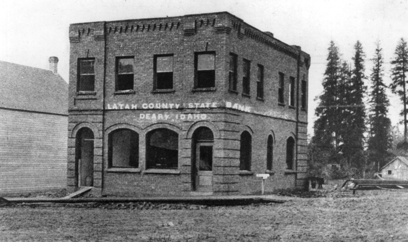 Historic image of the Latah County Bank in Deary, ID. Picture from Al Hoffman of Moscow.