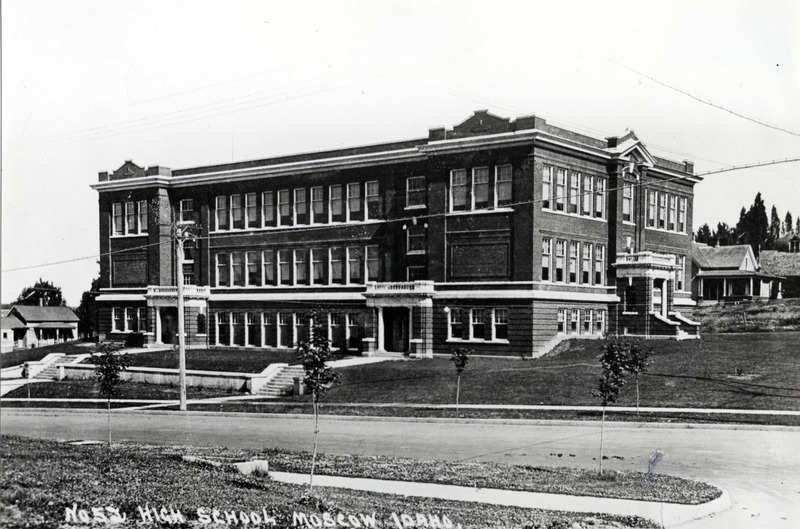 Historic image of the 1912 Center, then the Moscow High School.
