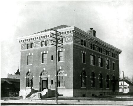 Historic image of the Moscow Post Office. At this time, the courthouse was located elsewhere.
