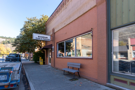 Kendrick Cafe and Spirits [01]