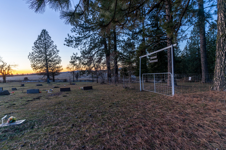 Elwood Cemetery [02]